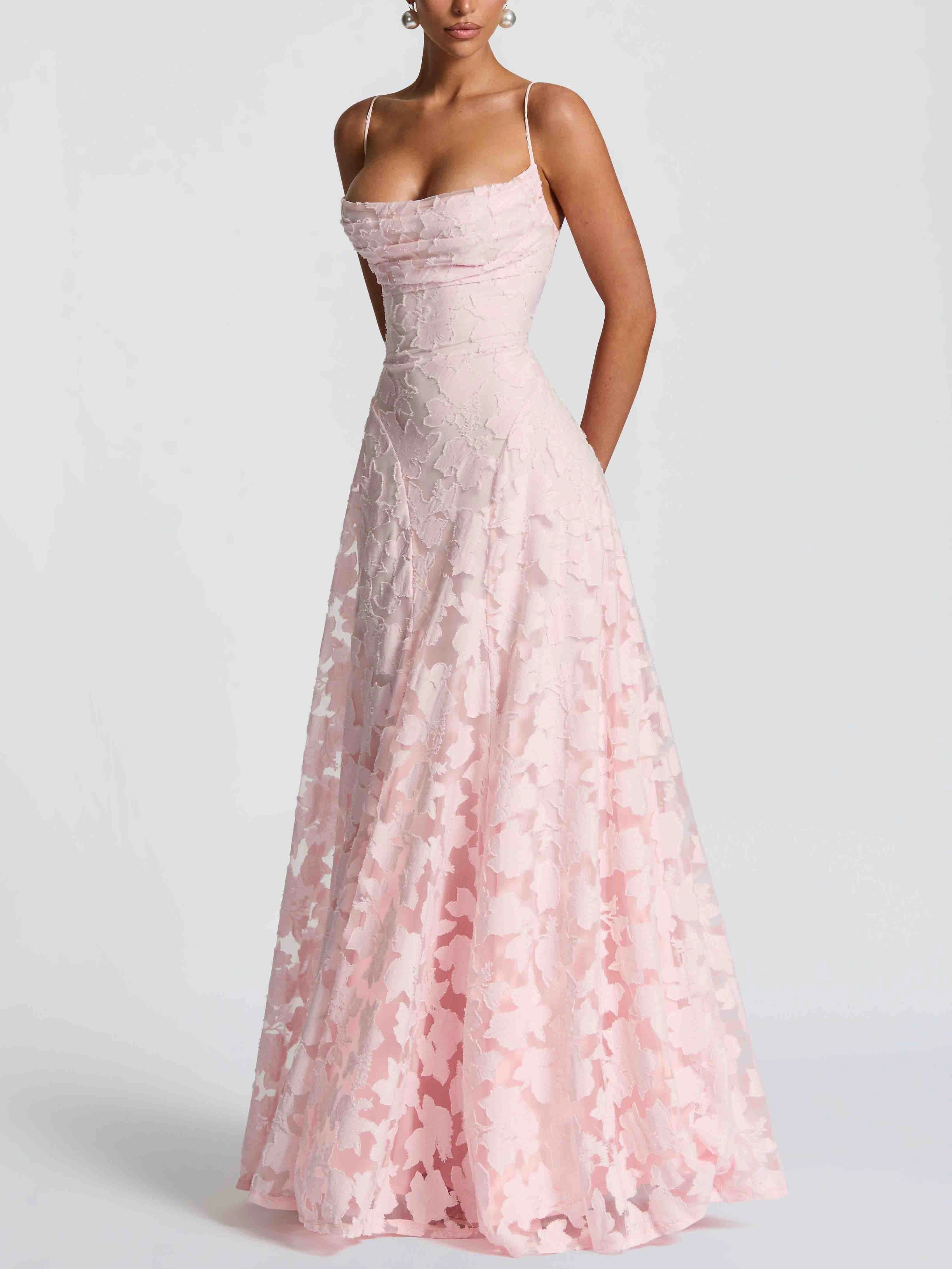 Elegant Floral Lace Spaghetti Strap Maxi Dress