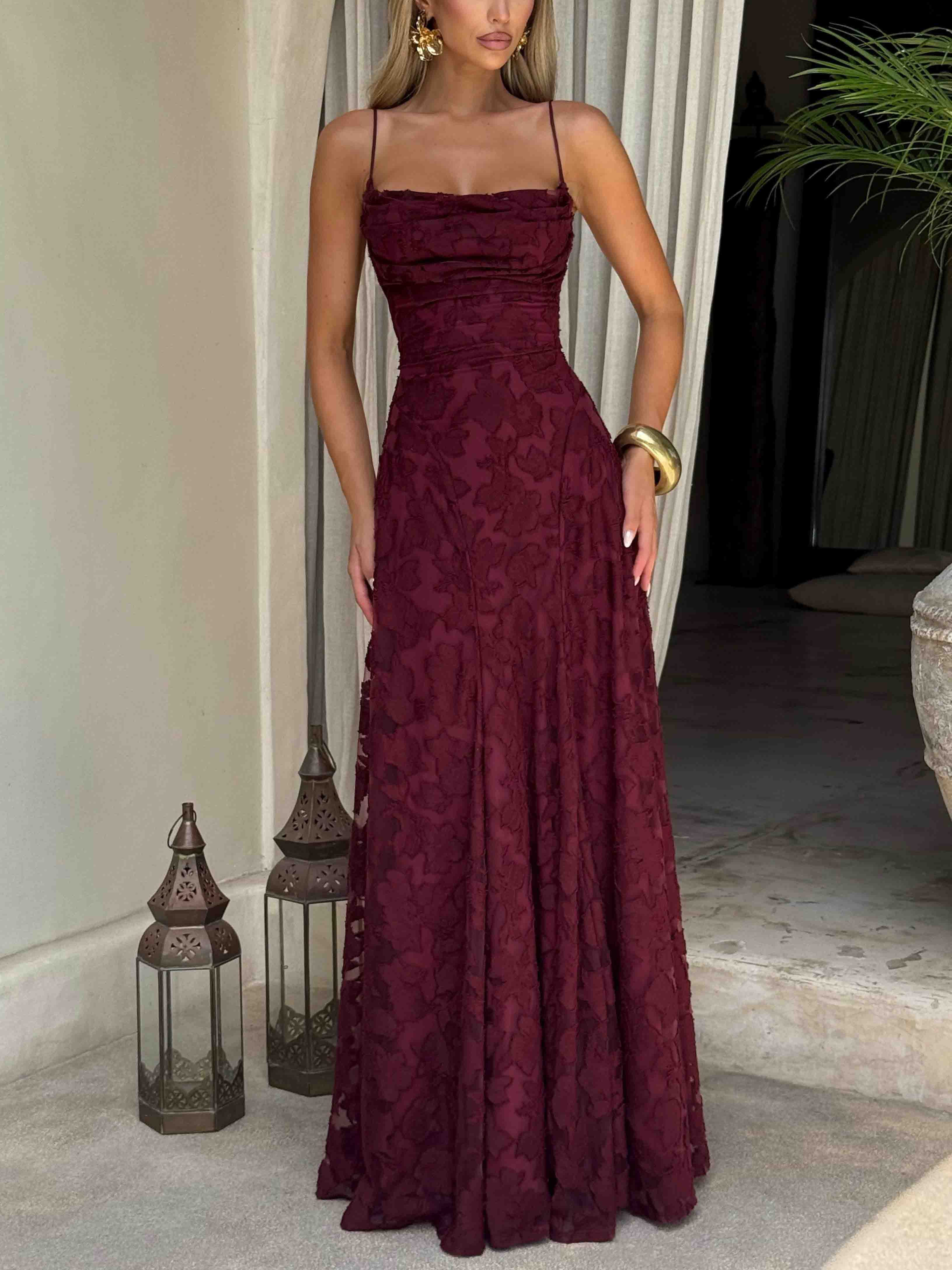Elegant Floral Lace Spaghetti Strap Maxi Dress